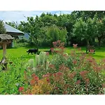 Dom wakacyjny With 3 Bedrooms Westerholt (Lower-Saxony)